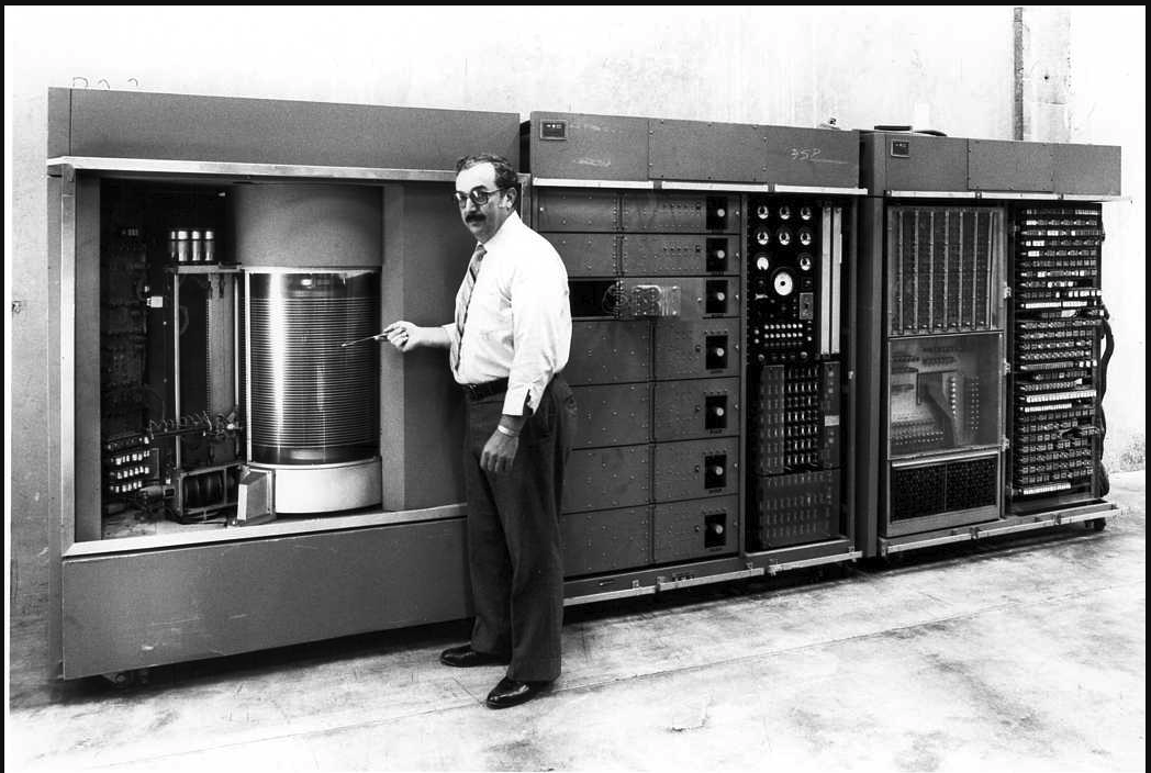 Remembering the IBM 305 RAMAC: The Giant Birth of Hard Disk Drives